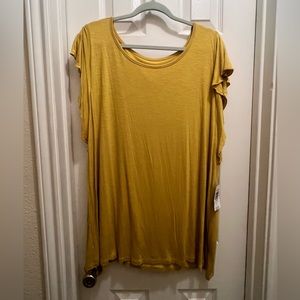 Torrid yellow flutter sleeve T-shirt